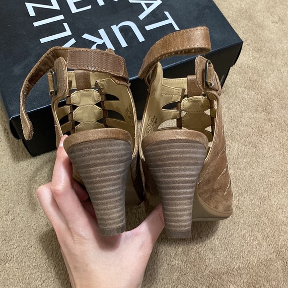 Naturalizer Tan Cage Ankle Booties - Picture 5 of 10
